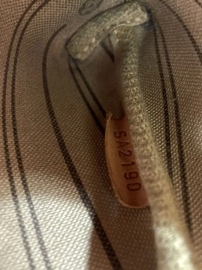 Borsa pochette Delightful Mini in tela Monogram., foto 4 di 11