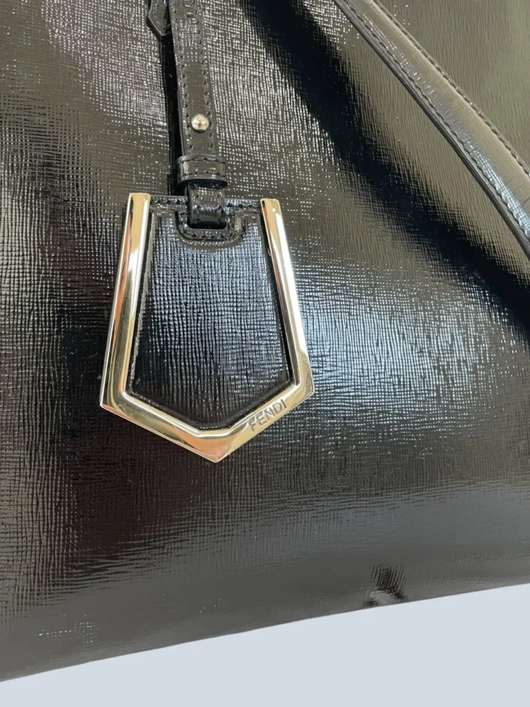 Borsa a spalla 2Jours Medium in vernice., foto 12 di 17