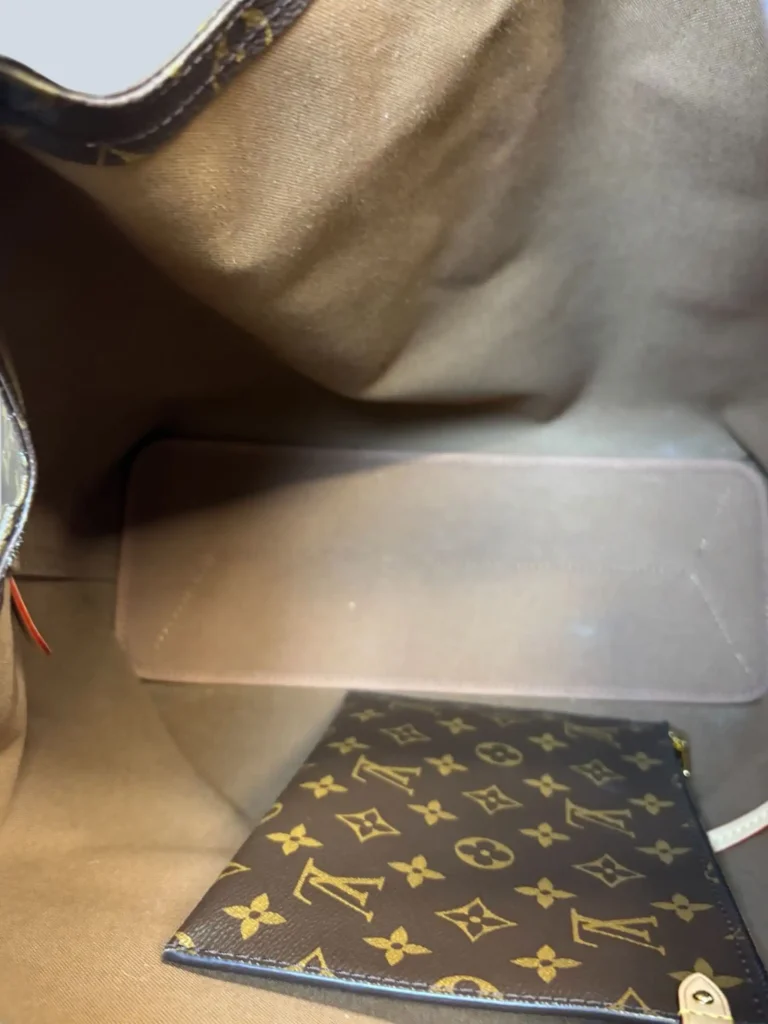 Atlantis GM Monogram canvas and leather bag, photo 9 of 10
