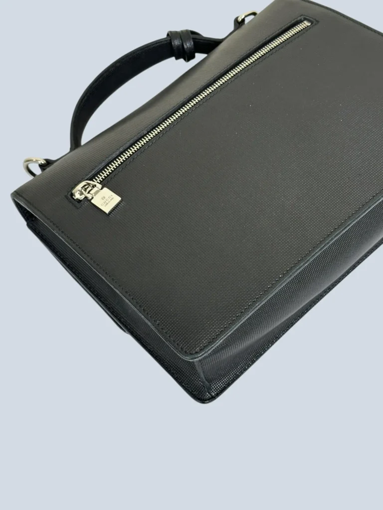 By Tom Ford, borsa a tracolla in pelle lavorata., foto 13 di 13