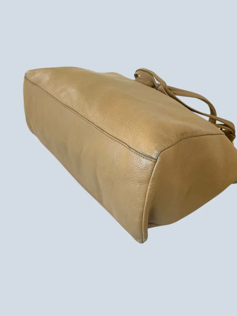 Borsa tote a spalla Bamboo Jungle in pelle martellata., foto 15 di 15