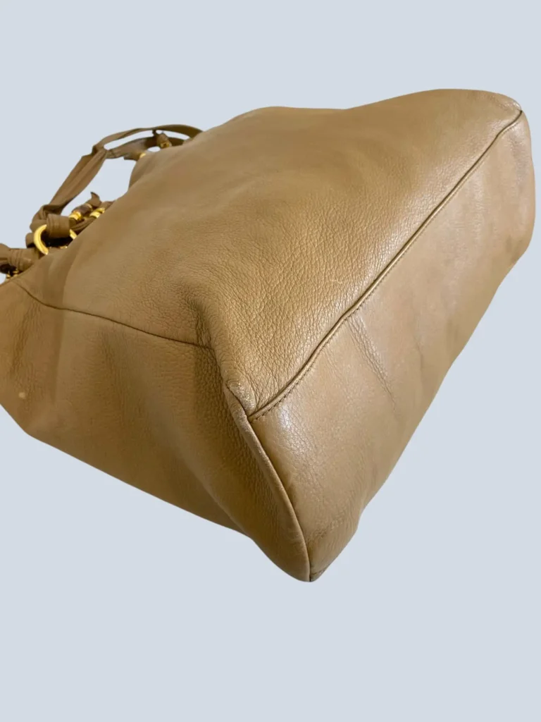 Borsa tote a spalla Bamboo Jungle in pelle martellata., foto 12 di 15