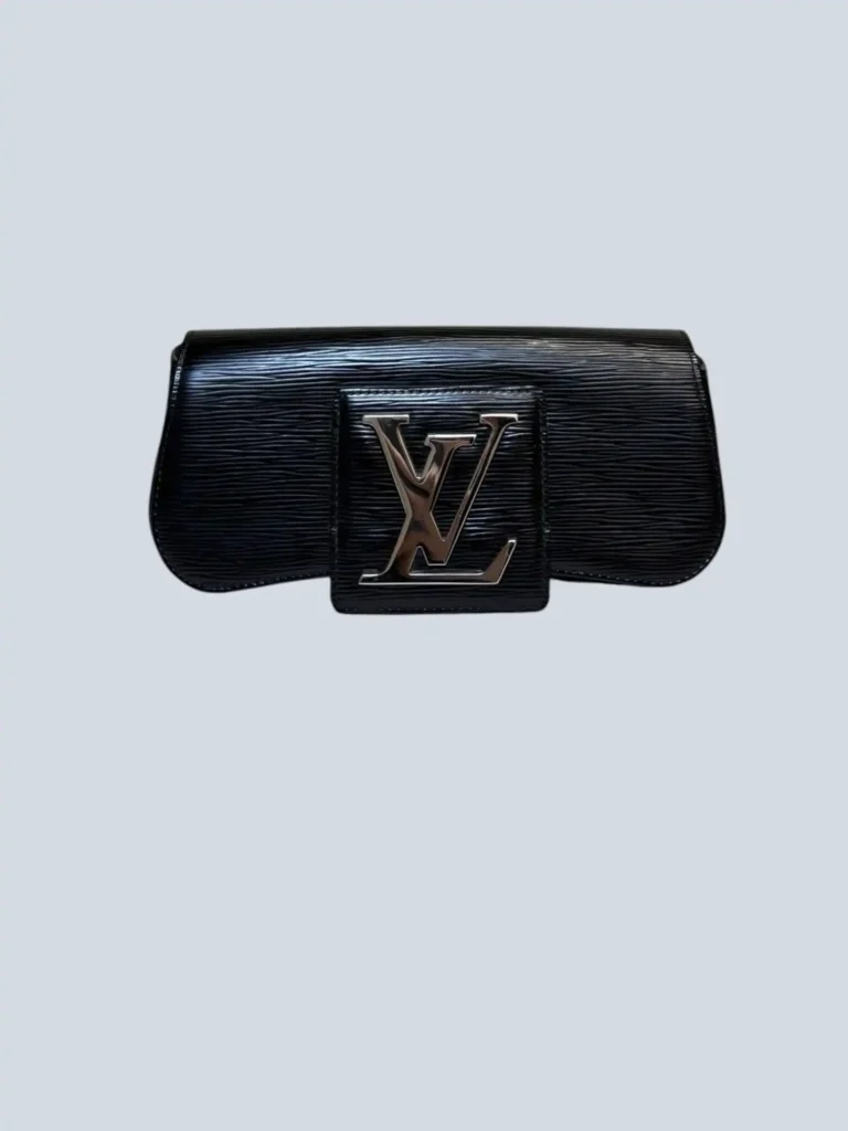 Epi leather Sobe clutch, photo 1 of 10