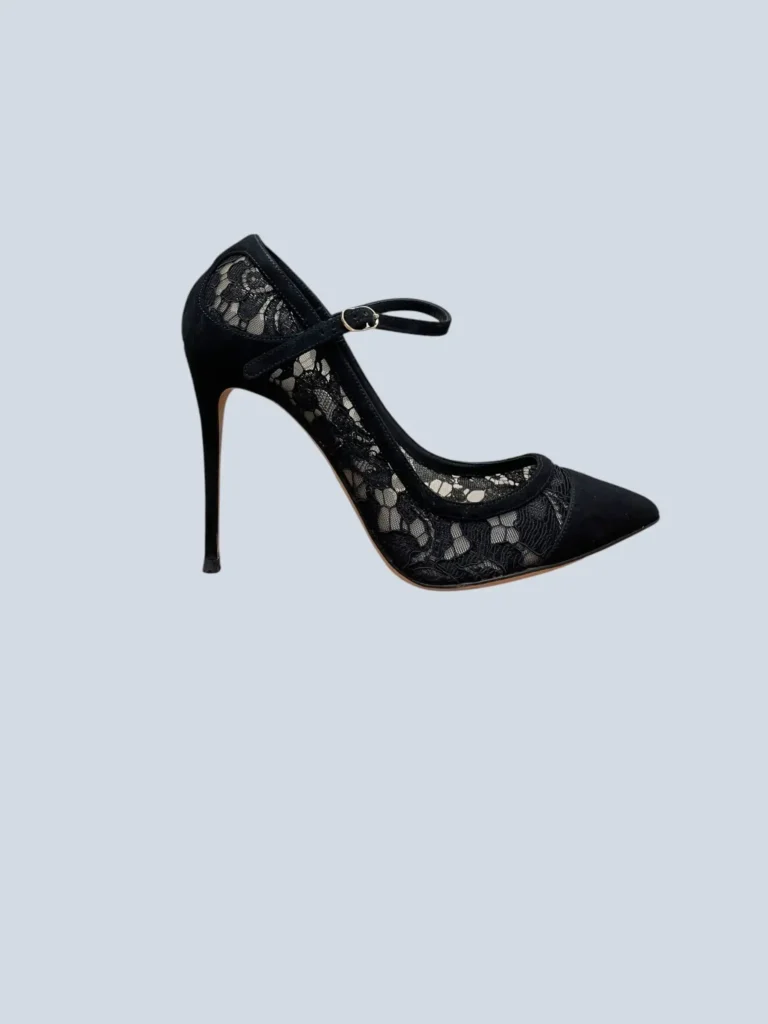 Décolleté in pizzo e suede, 38.