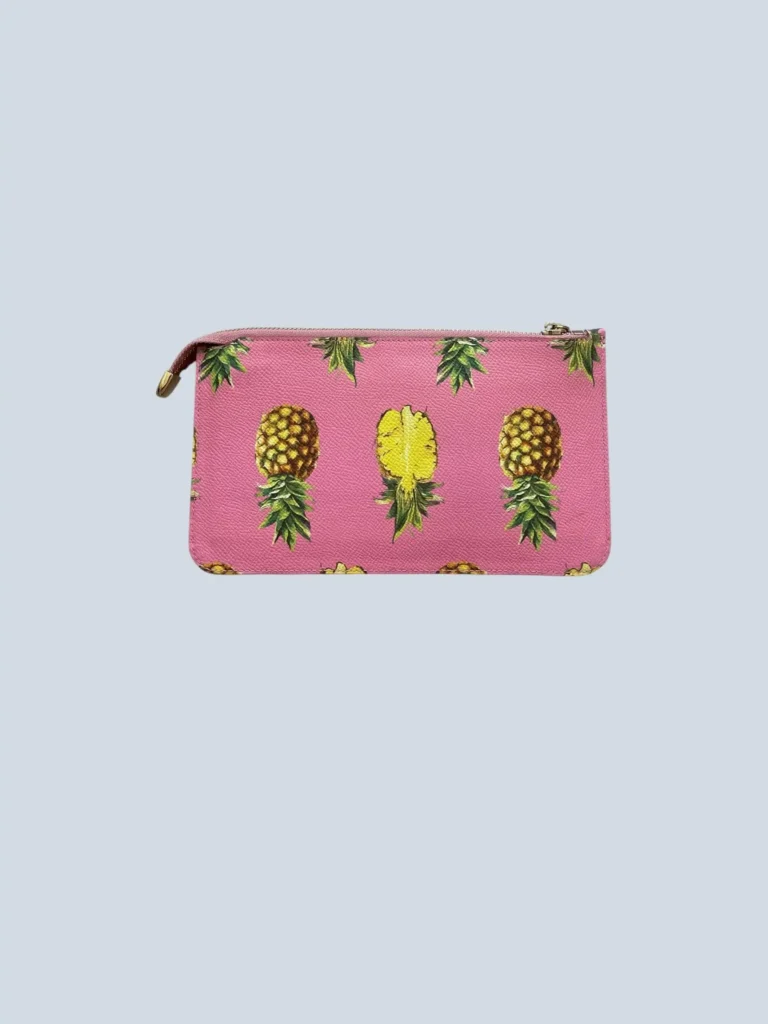 Pochette in pelle martellata stampa ananas., foto 3 di 9