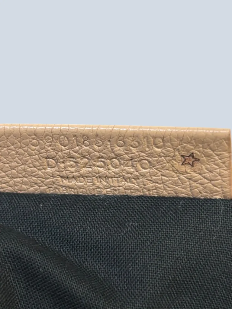 Pochette City in pelle con borchie., foto 4 di 6