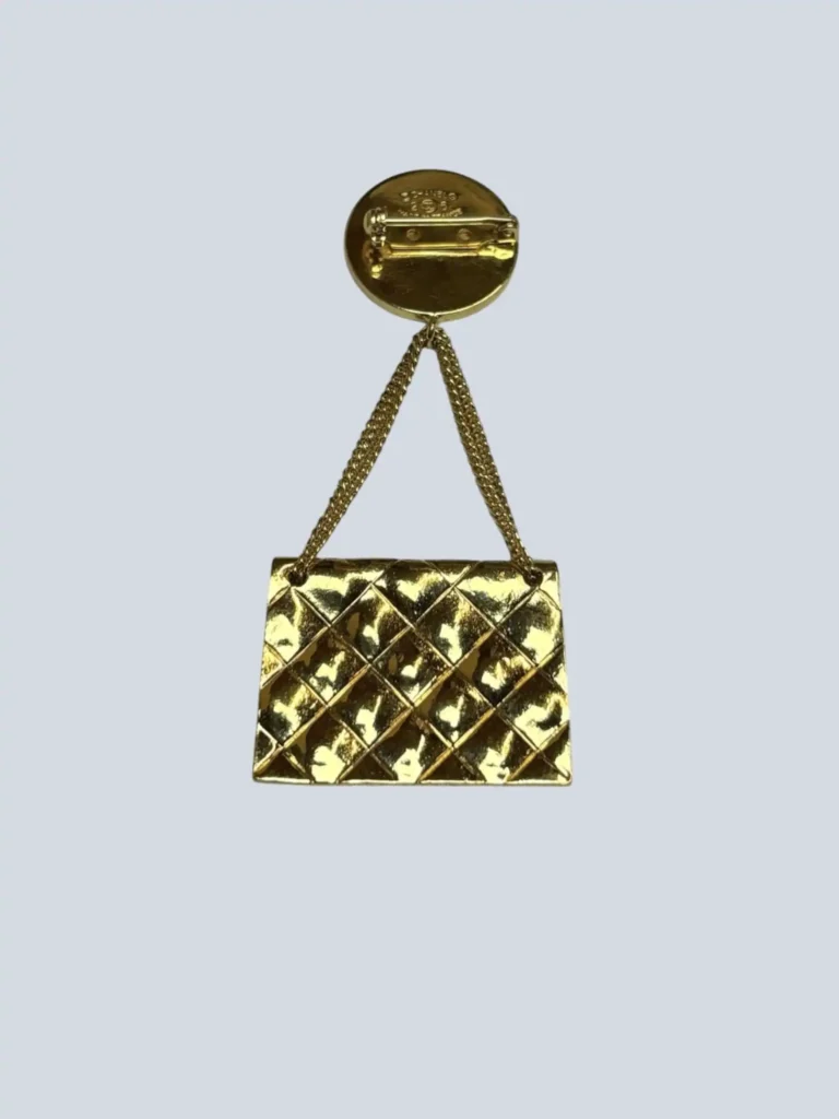 Timeless brooch in gold-plated metal, photo 2 of 4
