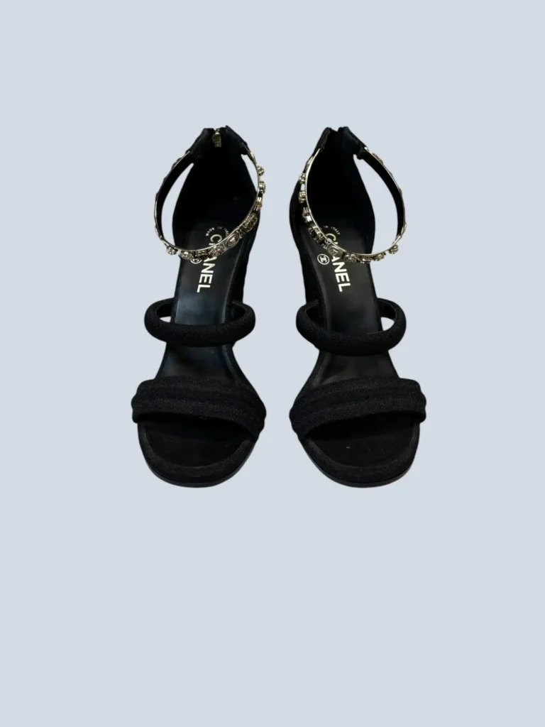 Matelassé canvas wedge sandals with charms, 40,5., photo 3 of 5
