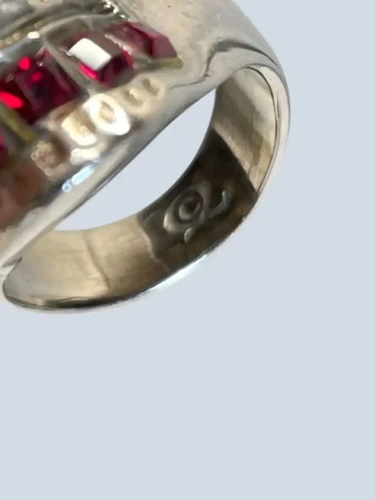 Anello a teschio in metallo con strass, 15., foto 4 di 4