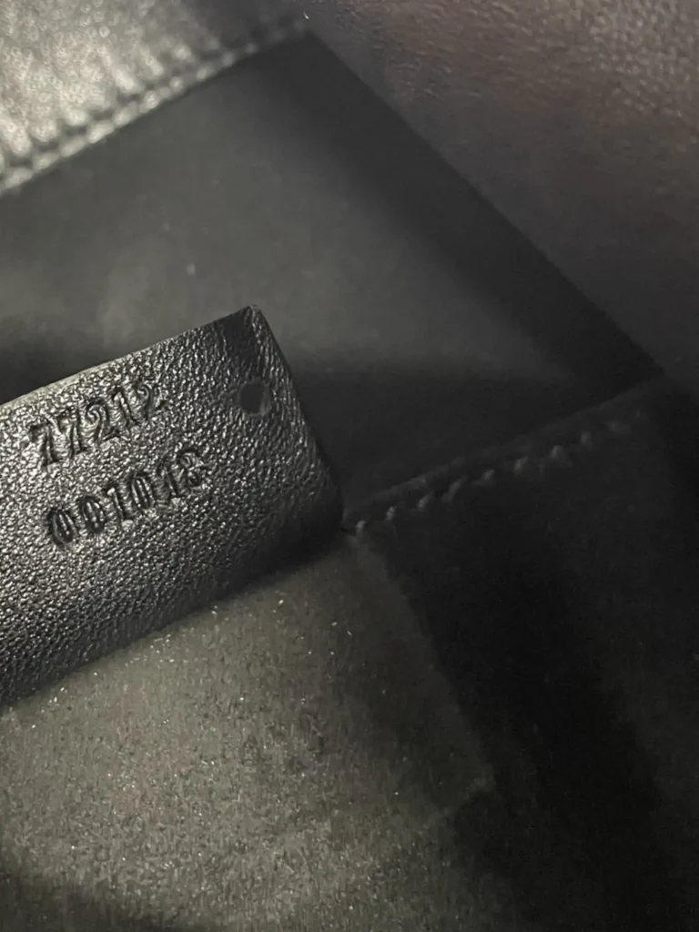By Tom Ford, leather shoulder bag, photo 8 of 15