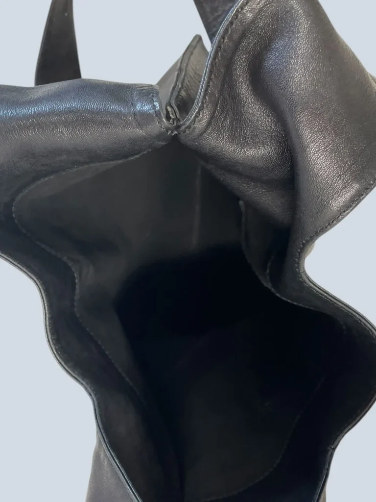 By Tom Ford, leather shoulder bag, photo 9 of 15
