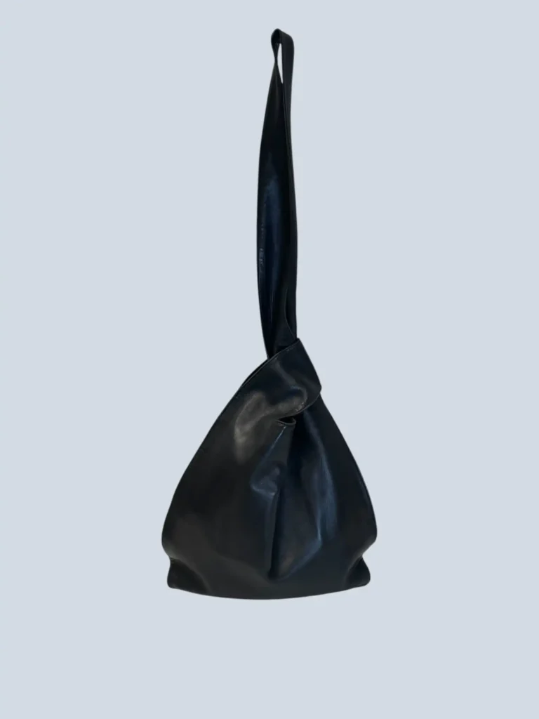 By Tom Ford, leather shoulder bag, photo 5 of 15
