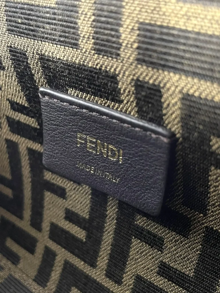 First small sequin crossbody bag, photo 11 of 16