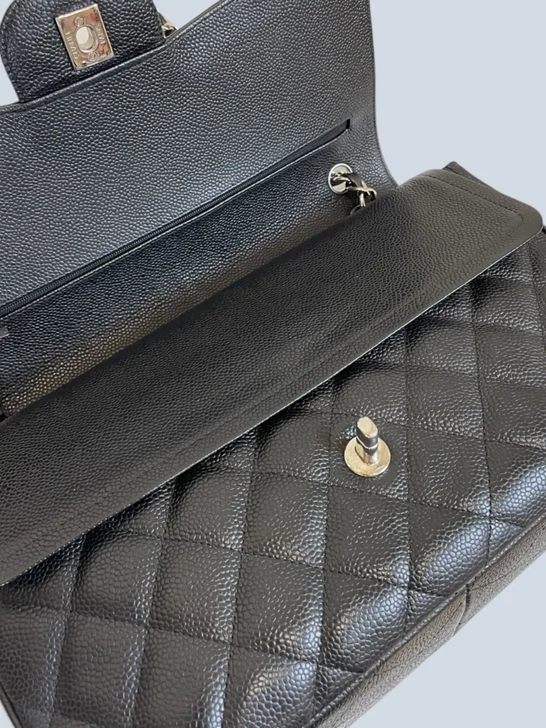Borsa Jumbo Classic Double Flap in pelle caviar., foto 10 di 12