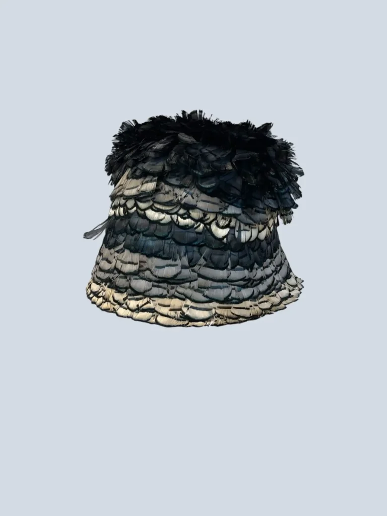 Cappello bucket in piume e rete, M., foto 3 di 10