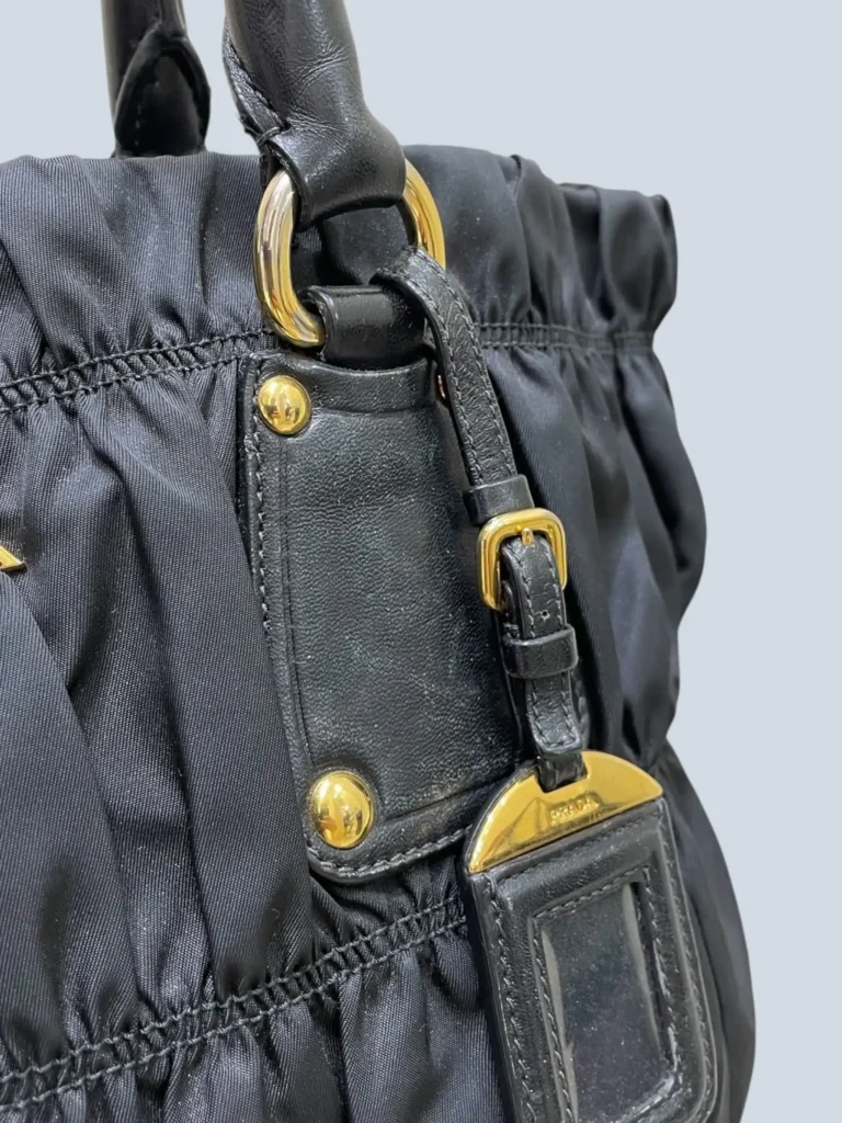 Borsa tote a spalla in nylon Gaufre e pelle., foto 11 di 12