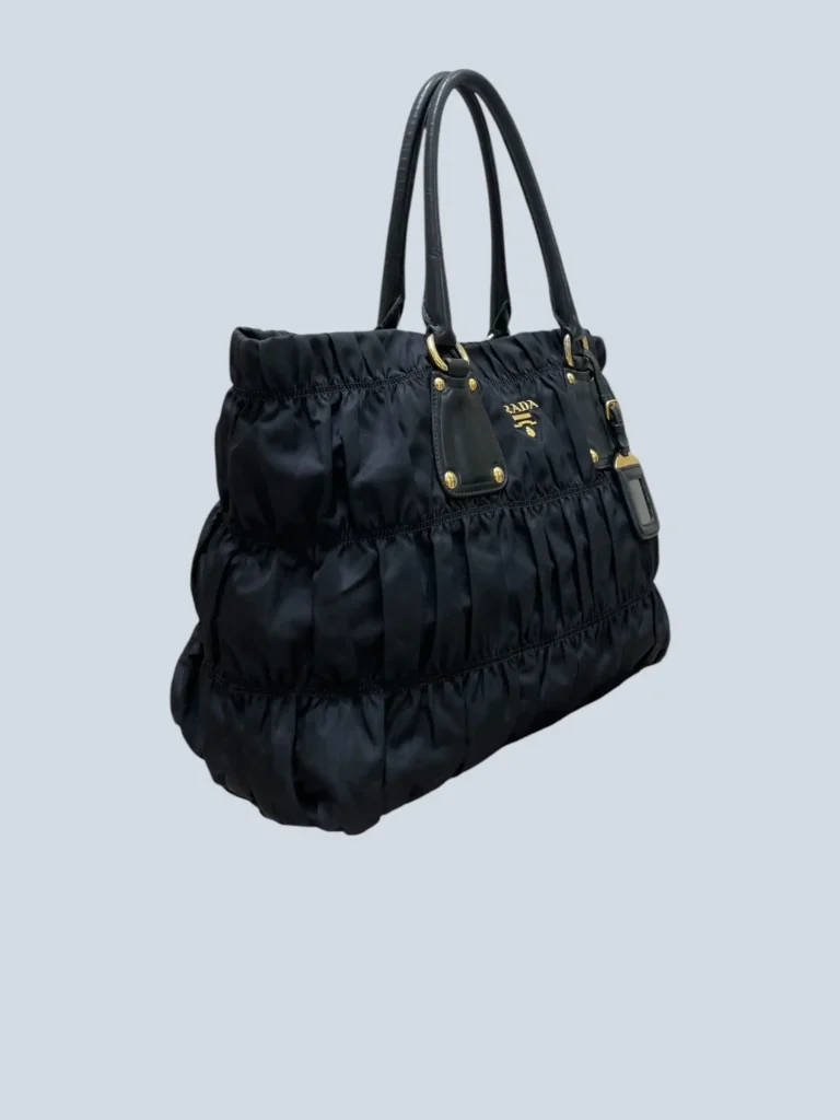 Borsa tote a spalla in nylon Gaufre e pelle., foto 2 di 12