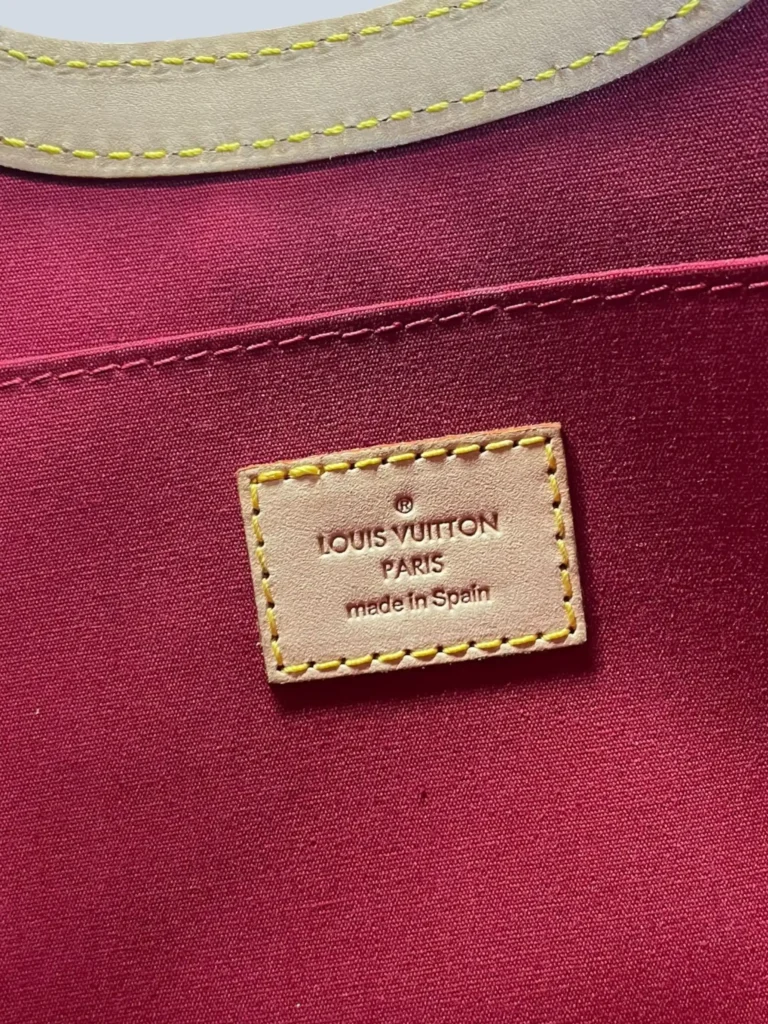Borsa a spalla Roxbury Drive in vernice Monogram., foto 7 di 11