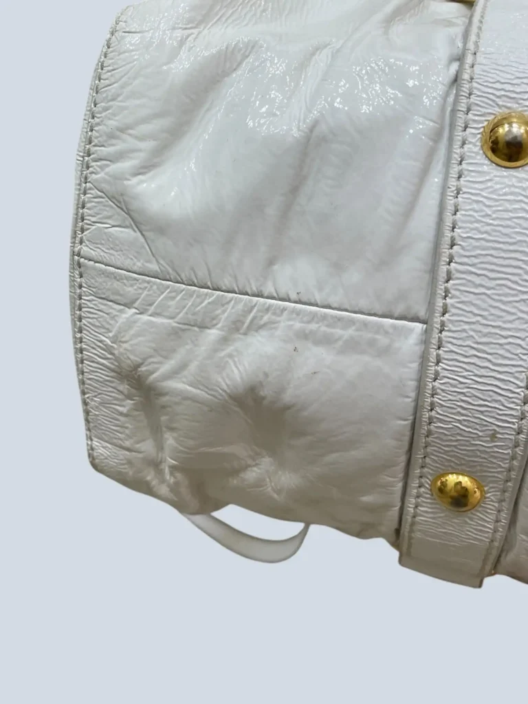 Borsa tote a tracolla in vernice Lux Ruched., foto 15 di 16