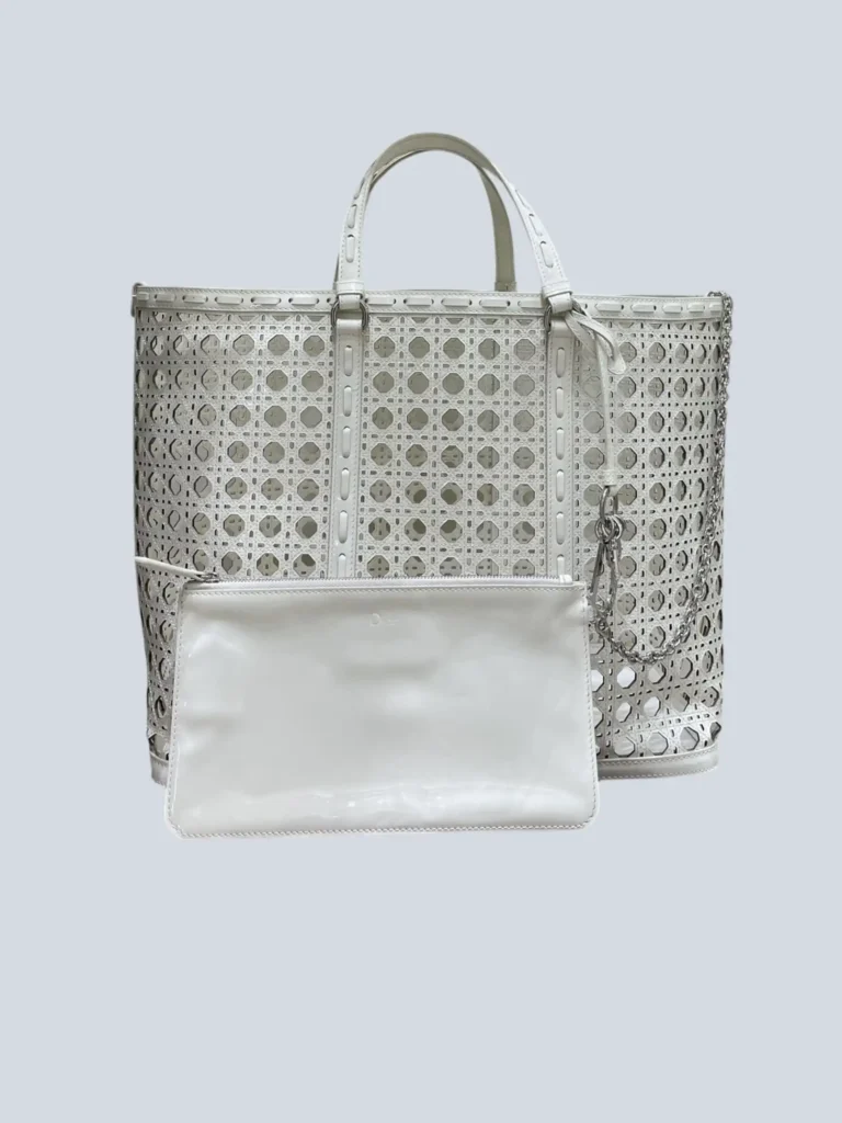 Borsa tote in pelle Cannage traforata e vernice., foto 2 di 18