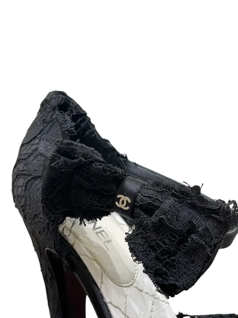 By Karl Lagerfeld, lace and leather bow pumps, 36,5C., photo 9 of 10