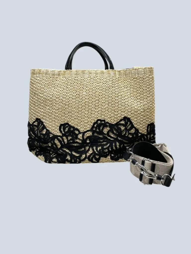 Raffia shopper bag with macramé lace embroidery.