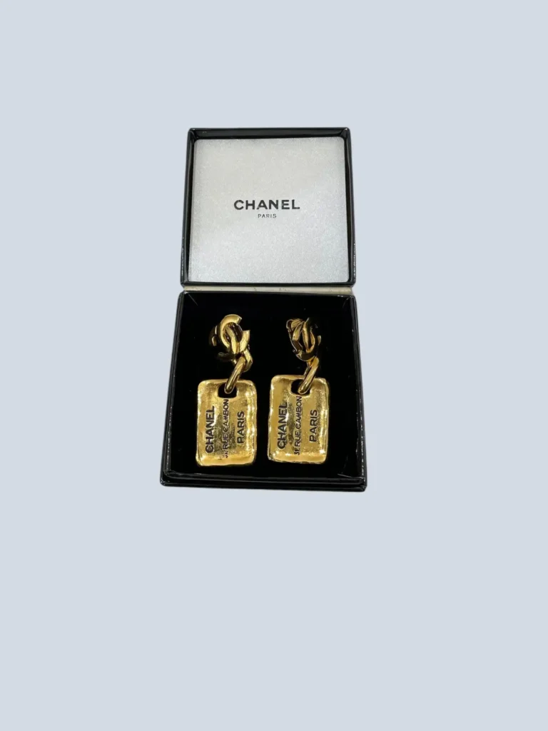 Orecchini a clip "31 Rue Cambon Paris" placcati in oro., foto 7 di 7