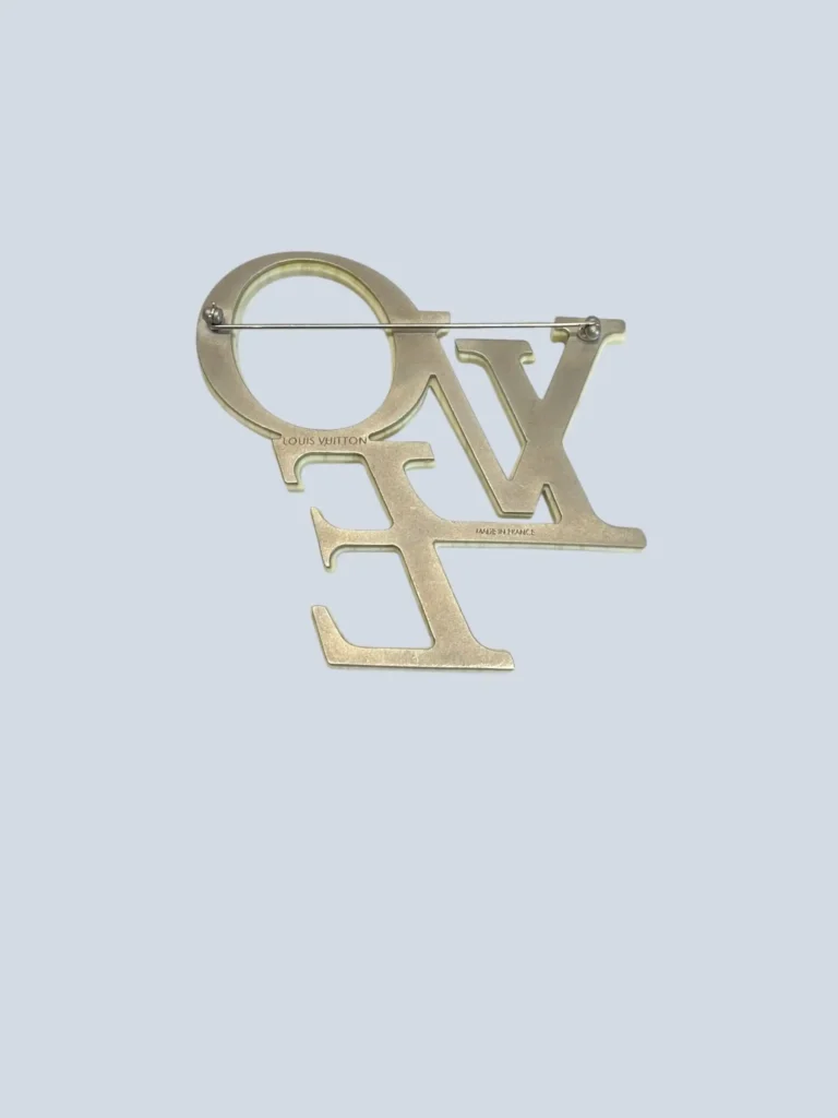 That's Love resin and rhinestone brooch, photo 2 of 4