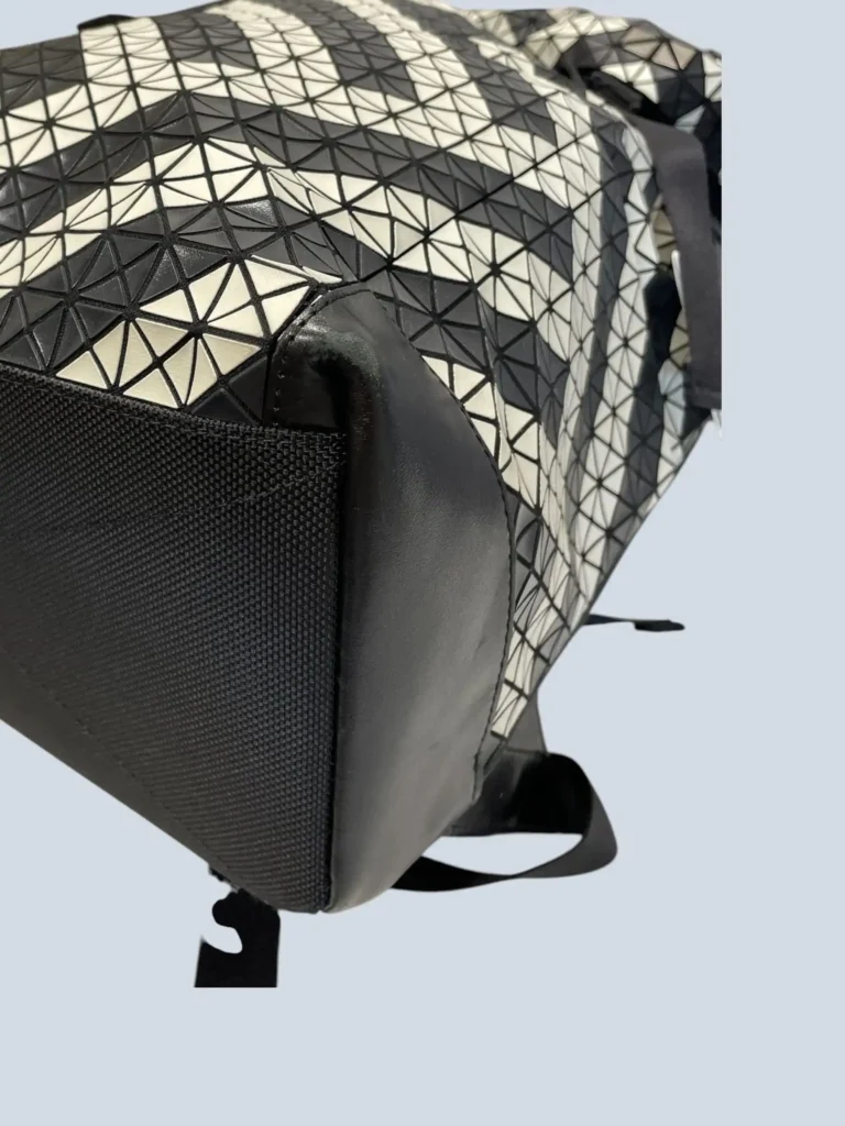 Zaino Bao Bao con design a pannelli., foto 14 di 14