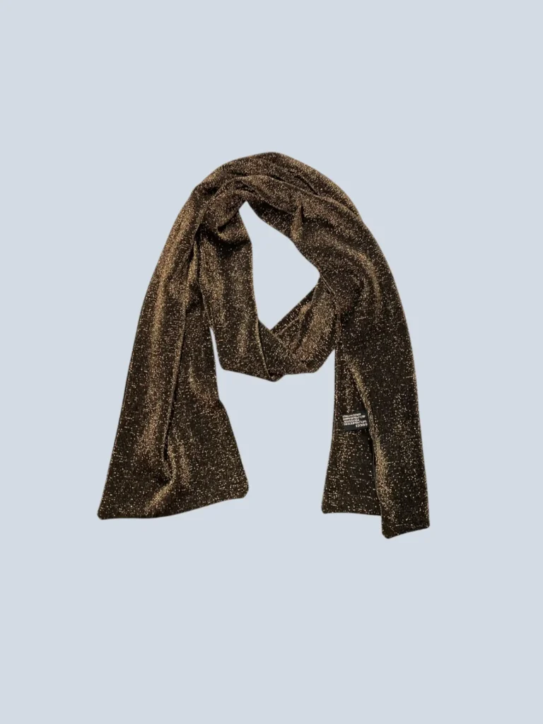 By Tom Ford, lurex foulard.