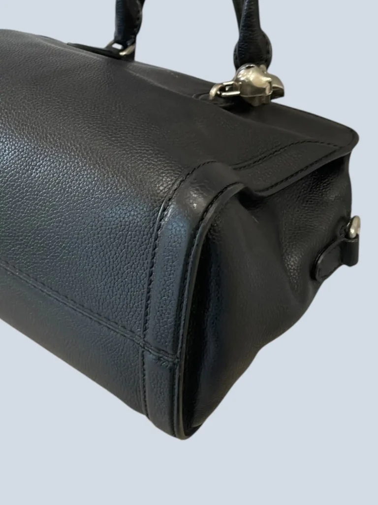 Borsa Skull Padlock Small in pelle martellata., foto 11 di 12