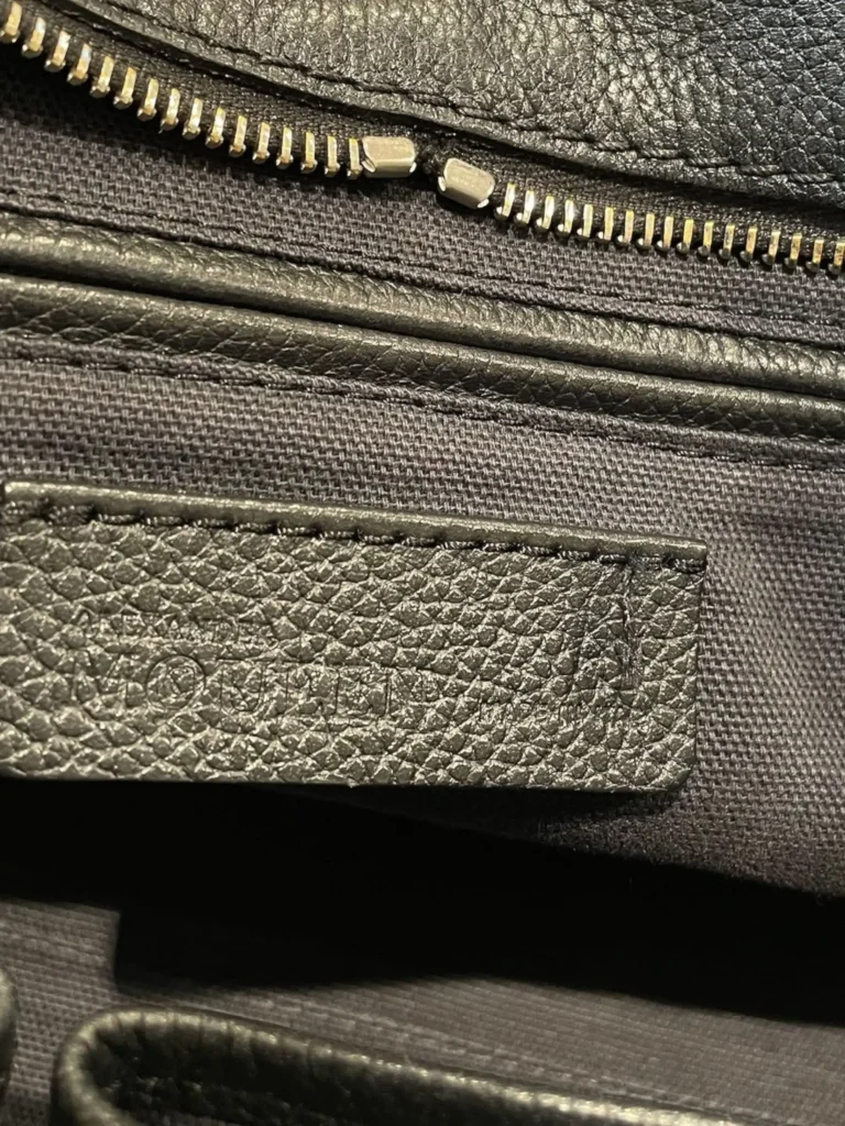 Borsa Skull Padlock Small in pelle martellata., foto 8 di 12