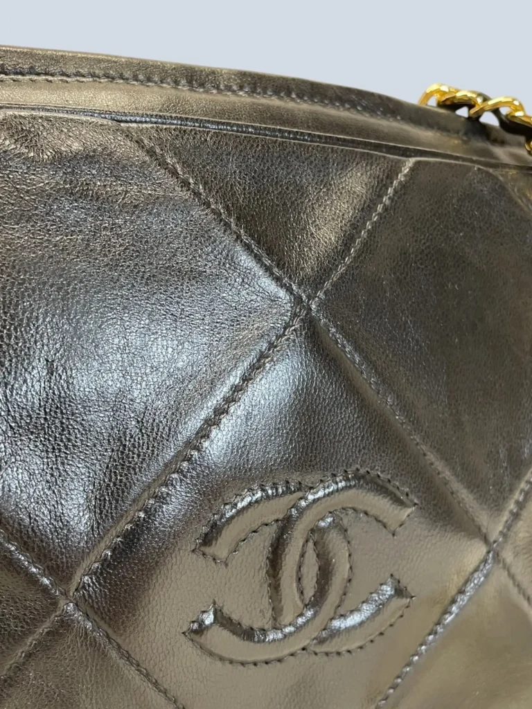 Borsa a spalla Camera Bag Piccola vintage CC logo in pelle., foto 12 di 15