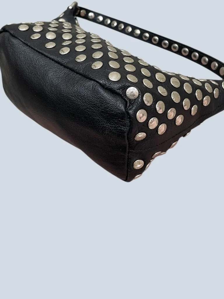 Borsa a mano Mini Studded Hobo in pelle martellata., foto 11 di 12