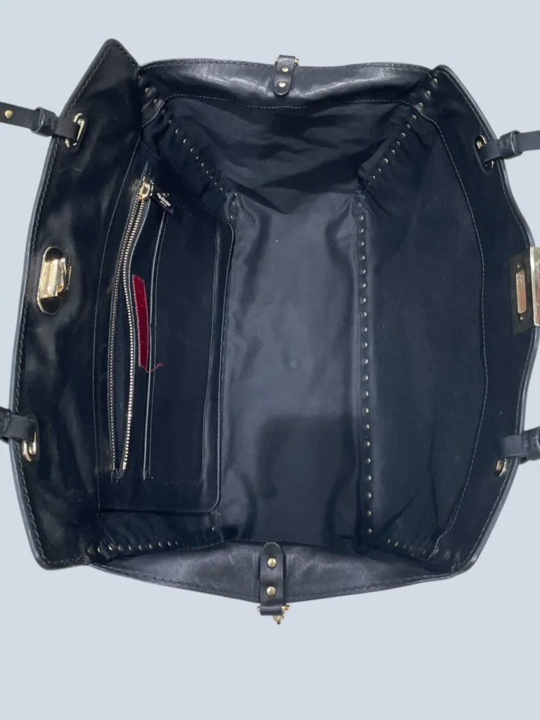 Garavani, borsa shopper a spalla Rockstud in pelle., foto 6 di 13