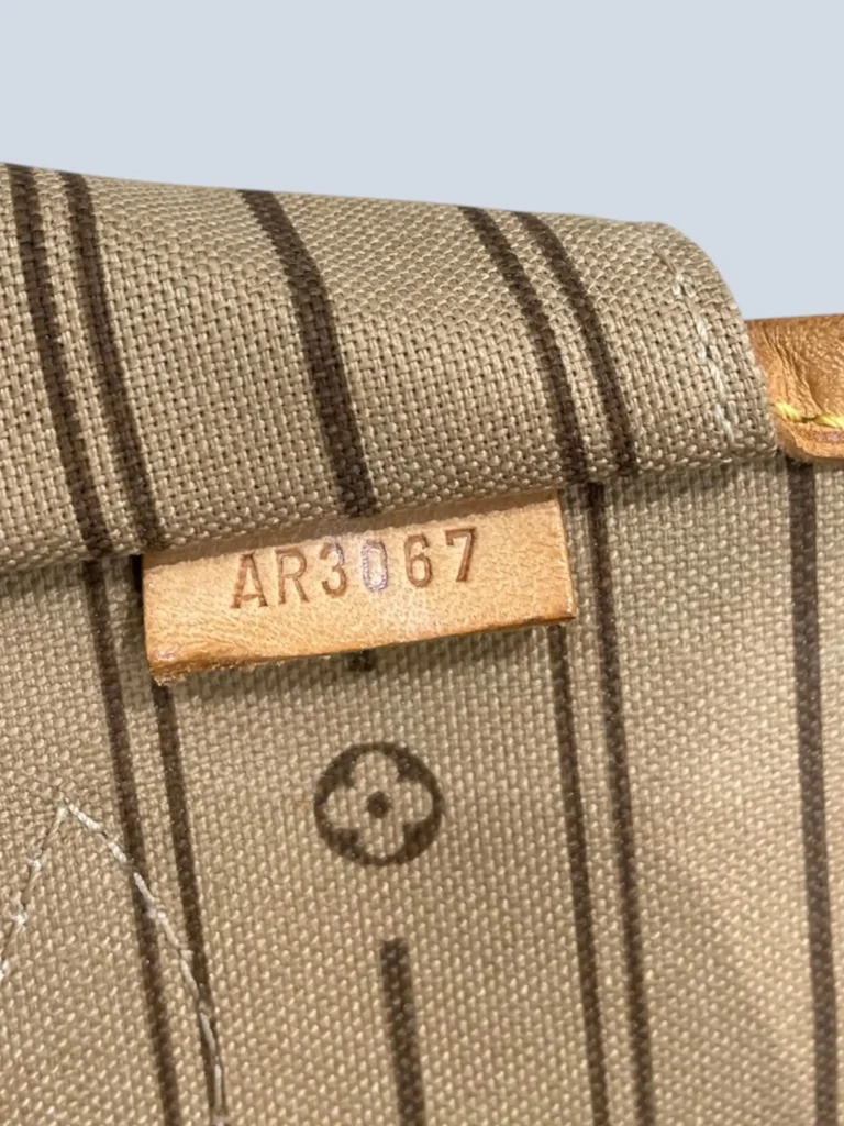 Neverfull MM Monogram canvas shoulder bag, photo 7 of 14