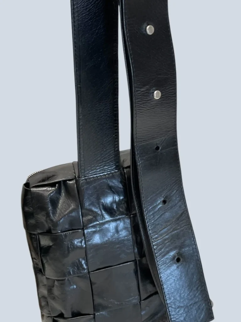 Borsa a tracolla Cassette Sling in nappa., foto 8 di 10