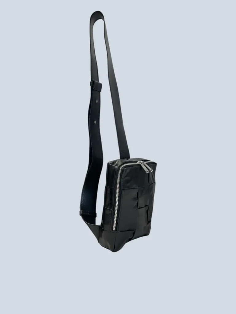 Borsa a tracolla Cassette Sling in nappa., foto 2 di 10