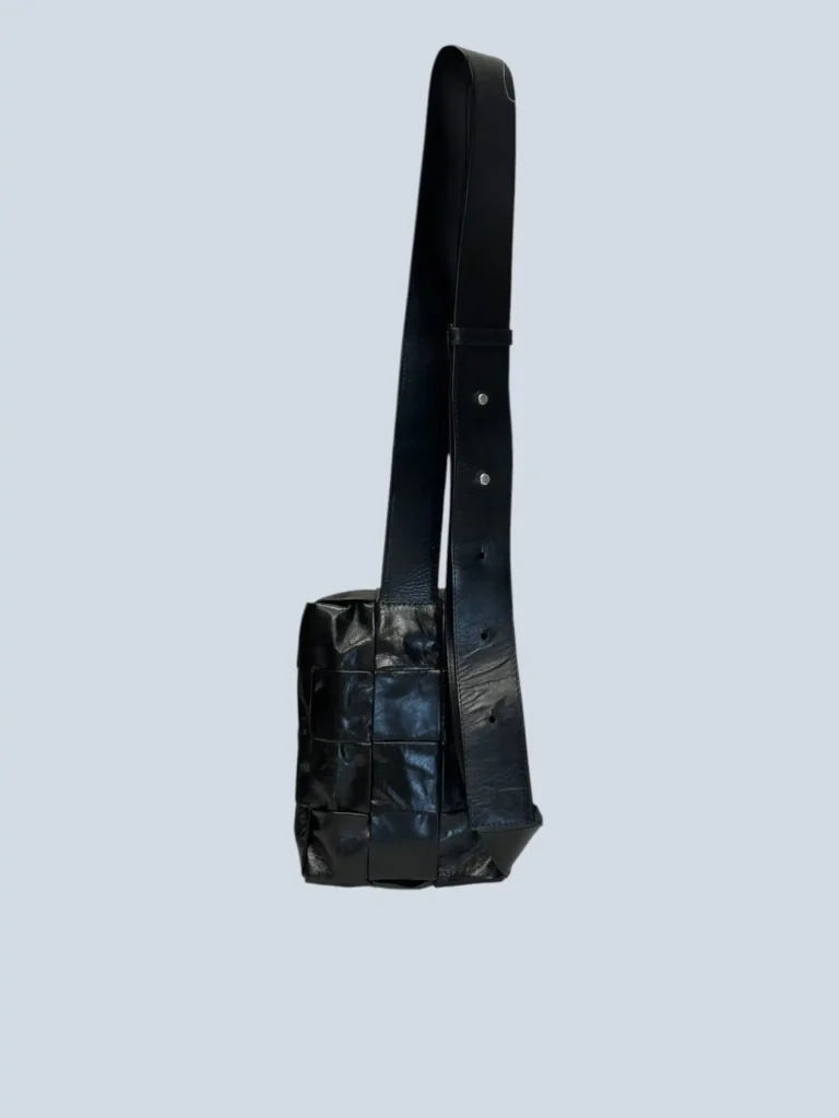 Borsa a tracolla Cassette Sling in nappa., foto 4 di 10
