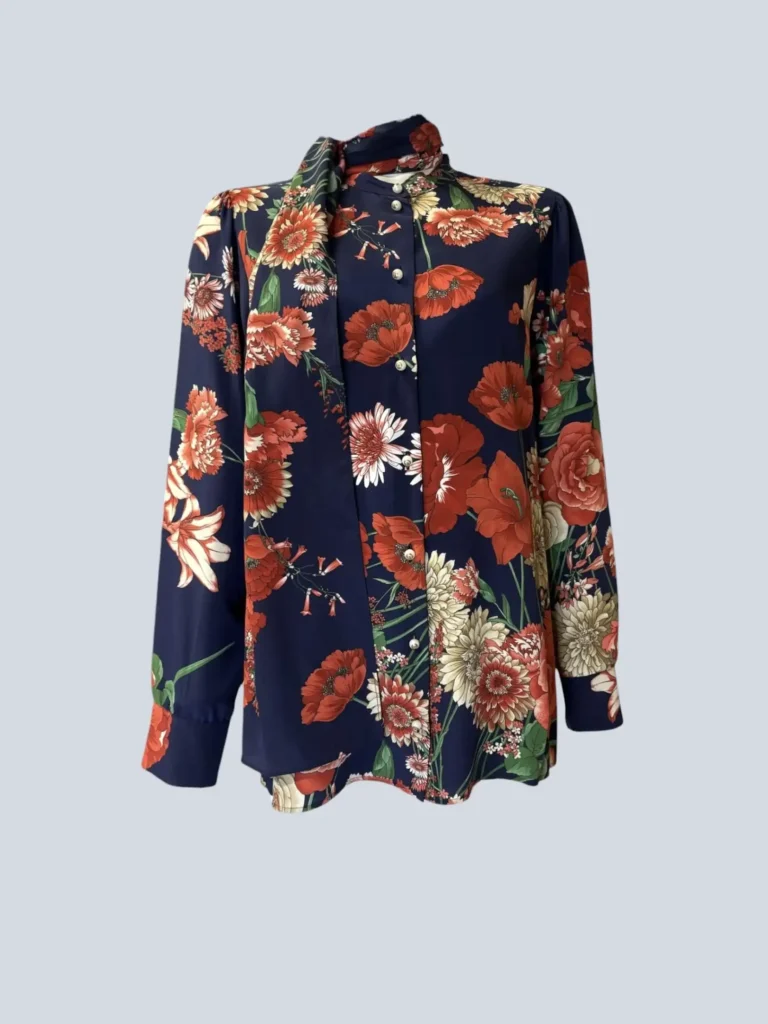 Camicia e foulard in seta con stampa floreale, 44.