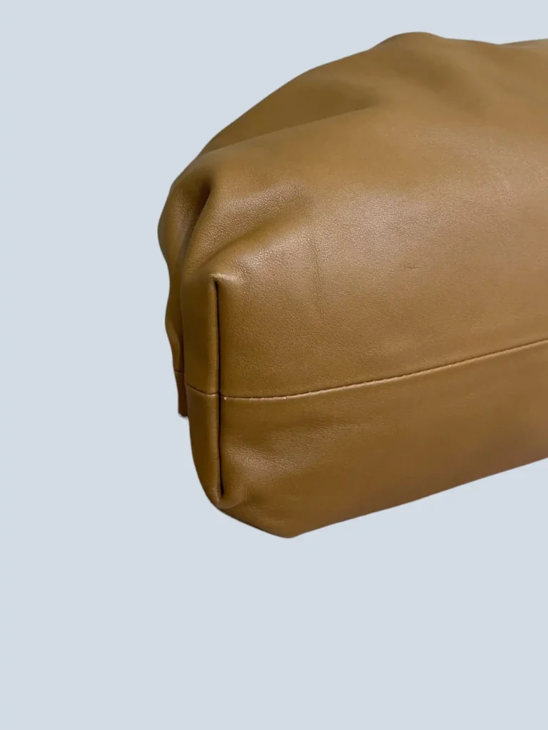 Clutch The Pouch Maxi in nappa., foto 11 di 12