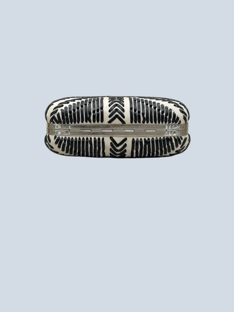 Clutch Skull-Clasp Box in pelle., foto 5 di 9