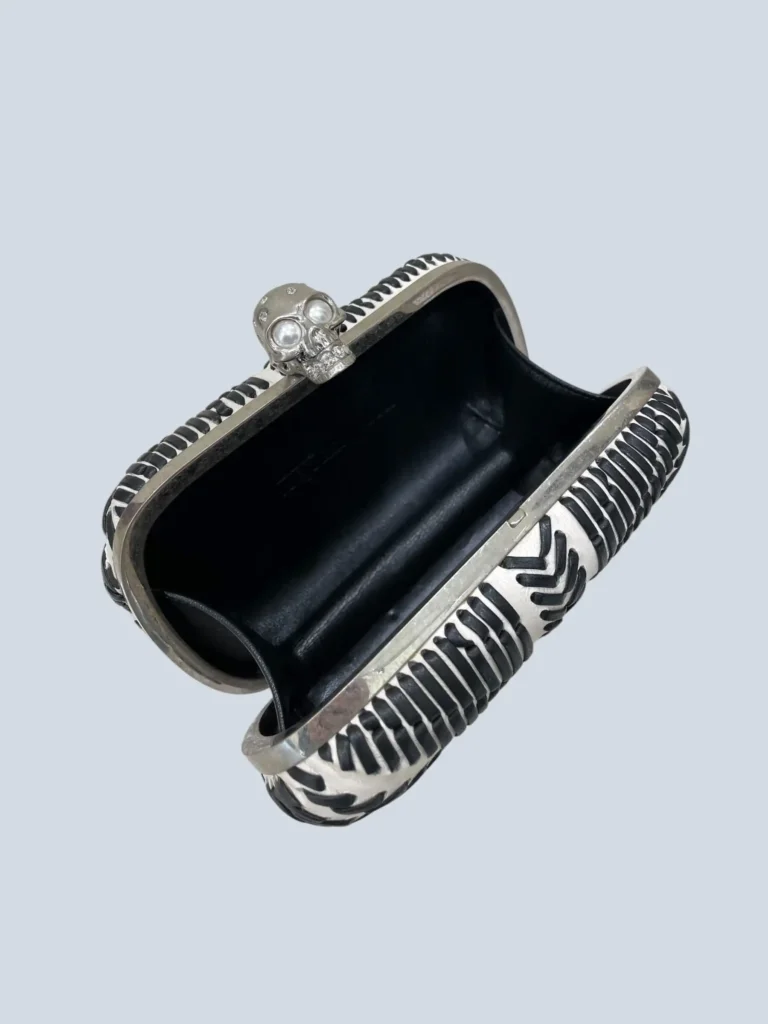 Clutch Skull-Clasp Box in pelle., foto 6 di 9