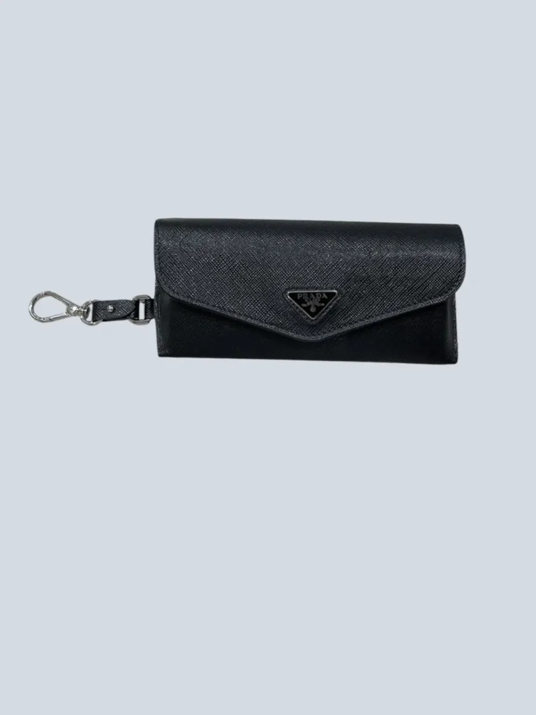 Custodia per occhiali in pelle Saffiano.
