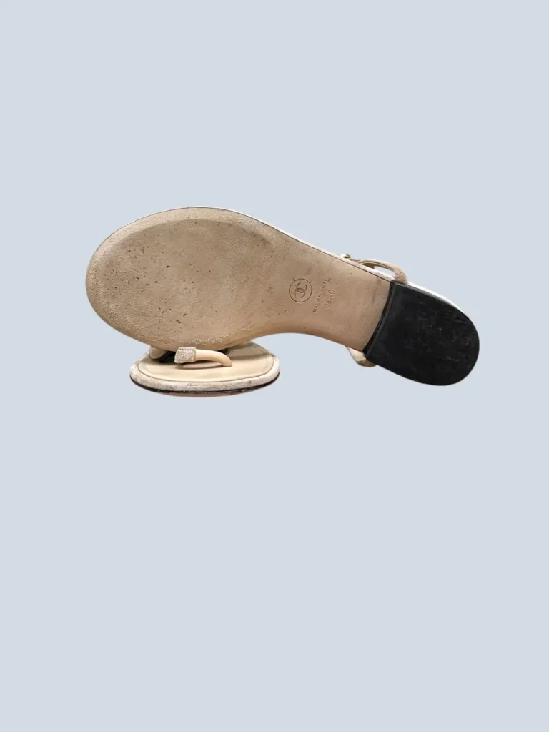 Sandali infradito Camelia logo in suede e vernice, 38,5C., foto 5 di 9