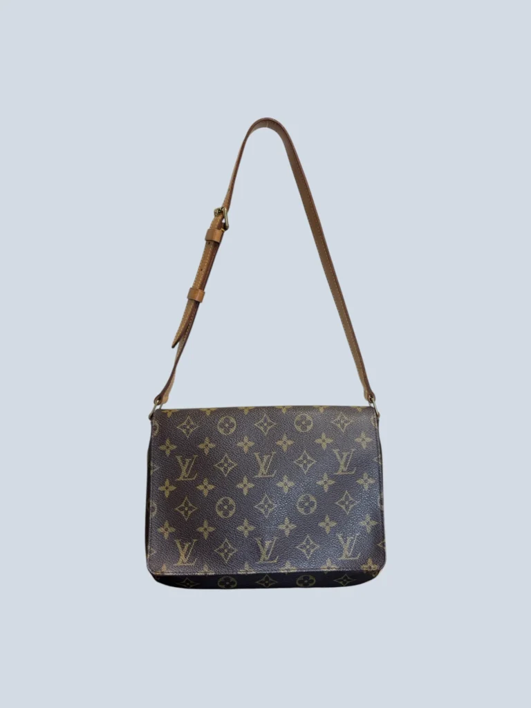Borsa a spalla Louis Vuitton Musette Tango in tela Monogram vista frontale.