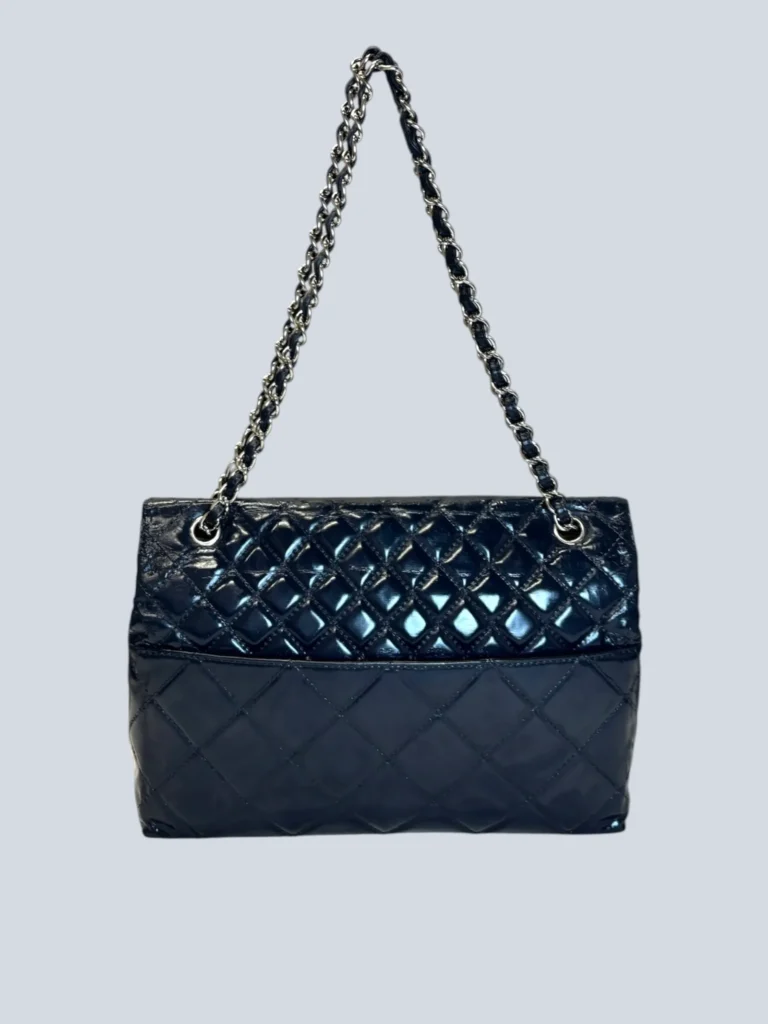 Borsa "In The Business Flap" in vernice trapuntata., foto 2 di 7