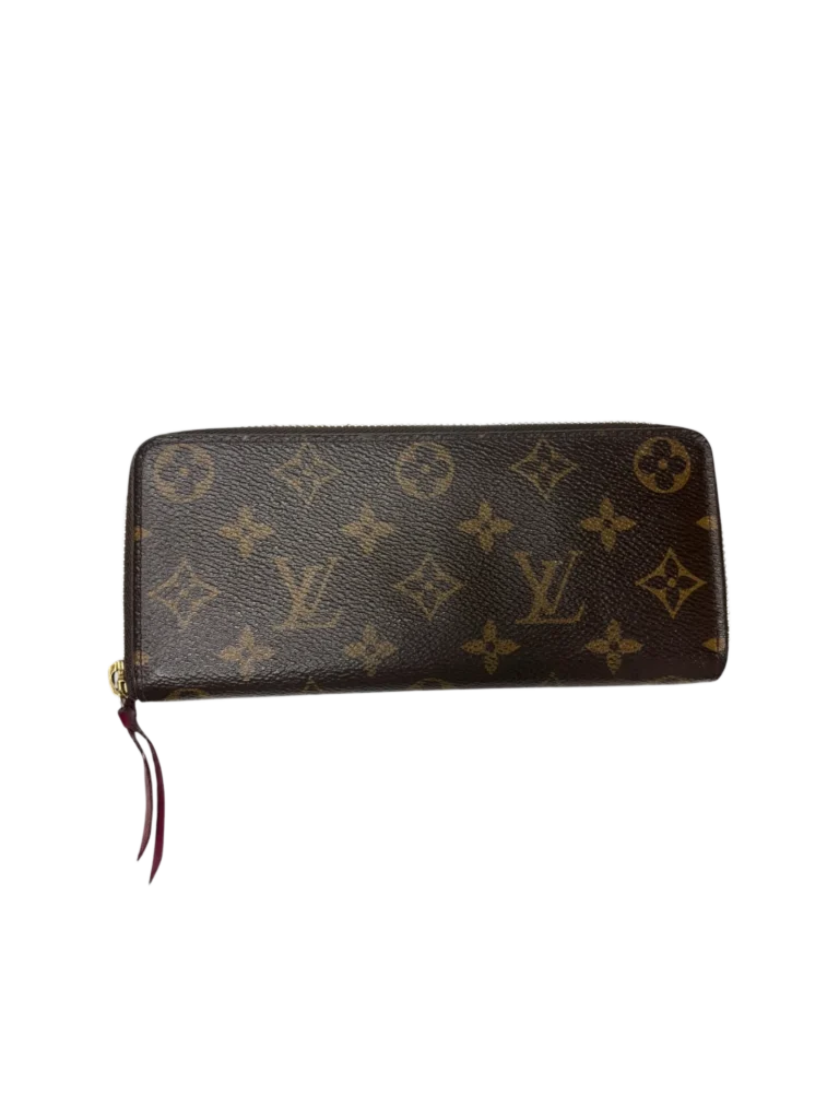 Portafoglio Louis Vuitton Clemence Monogram visto frontalmente.