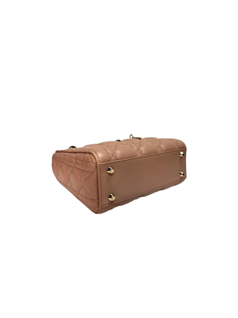 Borsa piccola Lady Dior in pelle Cannage, foto 6 di 13