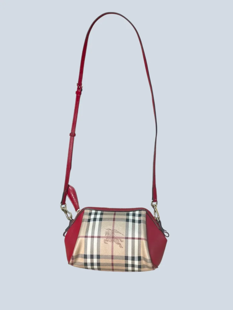 Borsa a tracolla Burberry in tela Check e pelle con tracolla lunga.